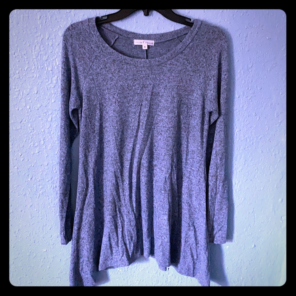 Sleeve shirt